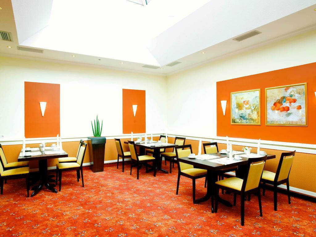 Idingshof Hotel & Restaurant ブラームシェ エクステリア 写真
